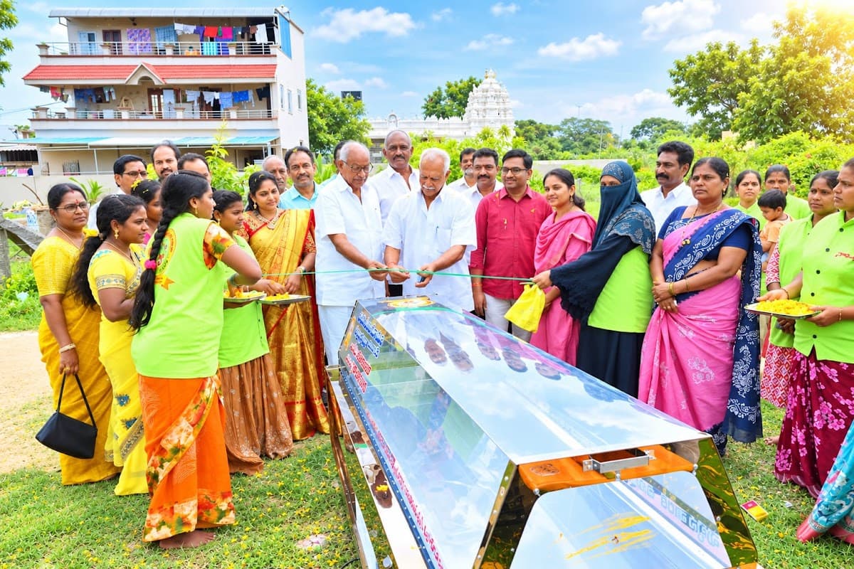 డెత్ ఫ్రీజర్ బాక్స్ అందజేత